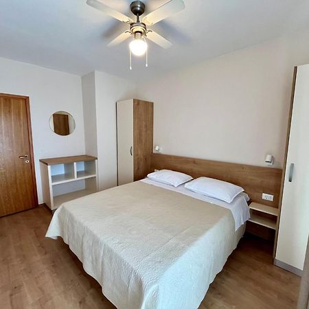 Bed&Breakfast Nada プリヴラカ エクステリア 写真