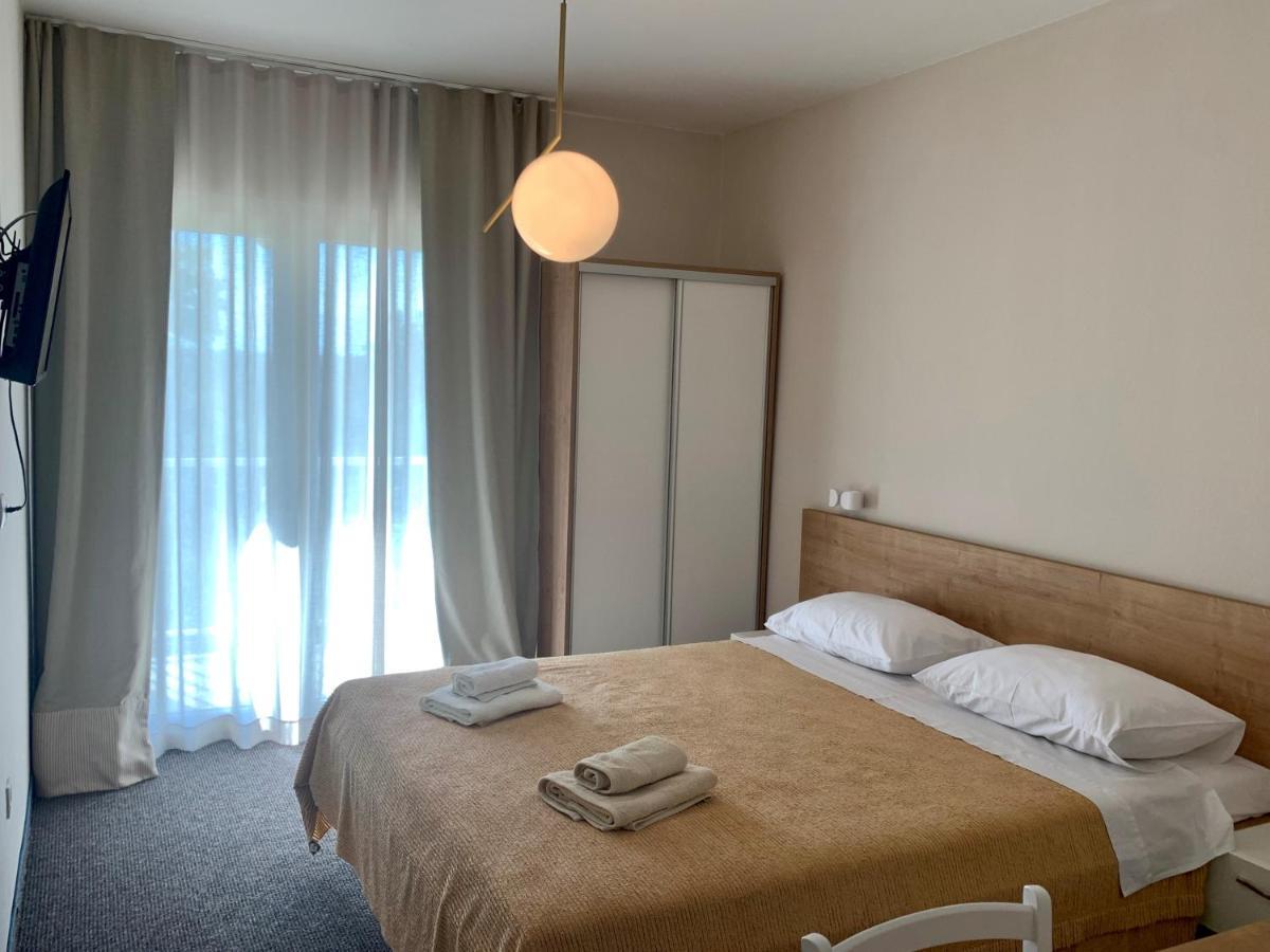 Bed&Breakfast Nada プリヴラカ エクステリア 写真